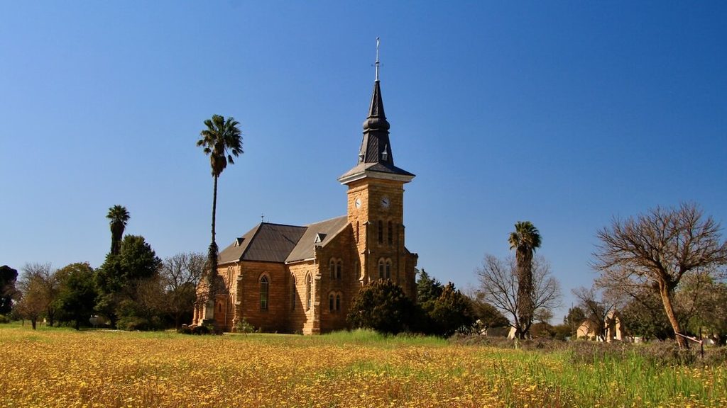 The NG church and grounds in Nieuwoudtville.
